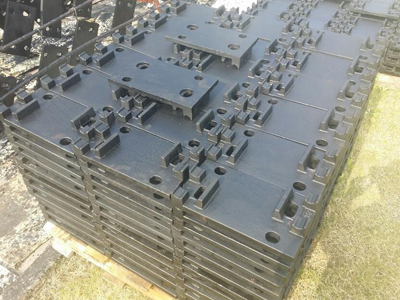 Railroad plate